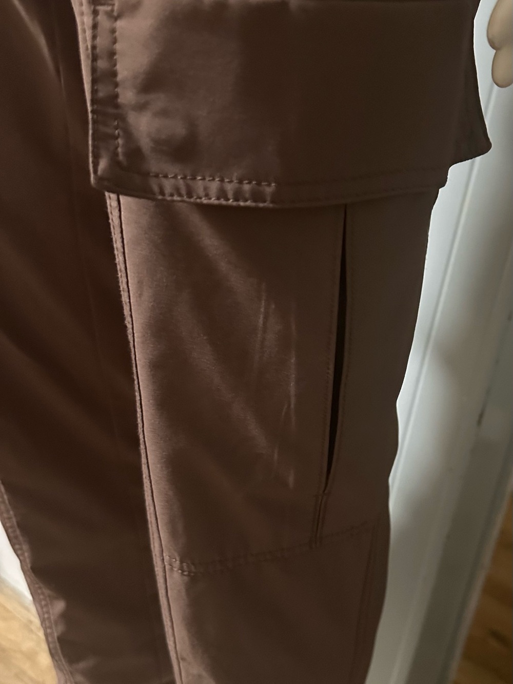 Women’s Brown Cargo Jogger Pants Lightweight Stretch Utility Athleisure Size 0 - Picture 5 of 9